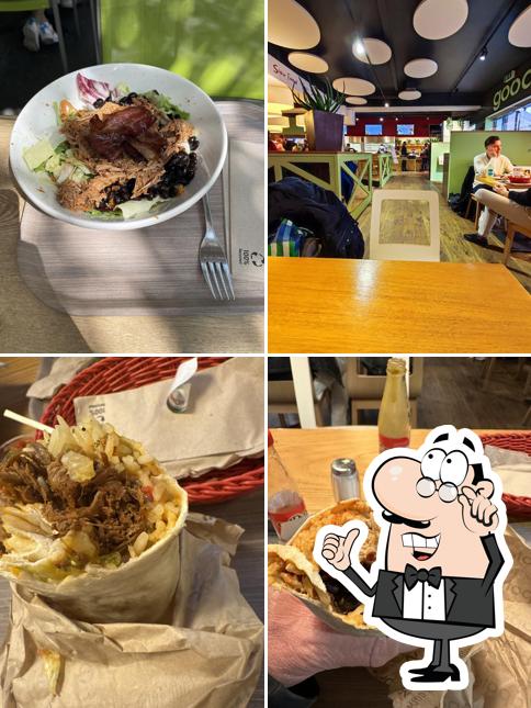 Siediti a un tavolo di Zapote Löwenstrasse