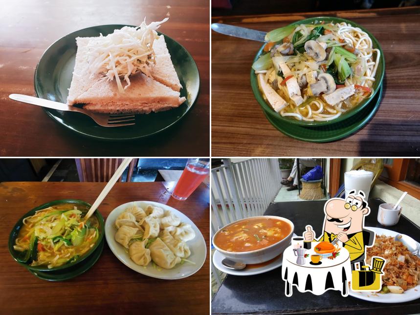 Food at Shangrila Vegetarian Restaurant