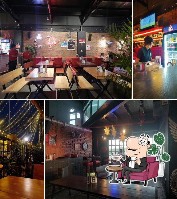 Check out how Sherlock's Lounge & Kitchen Nagarbhavi looks inside
