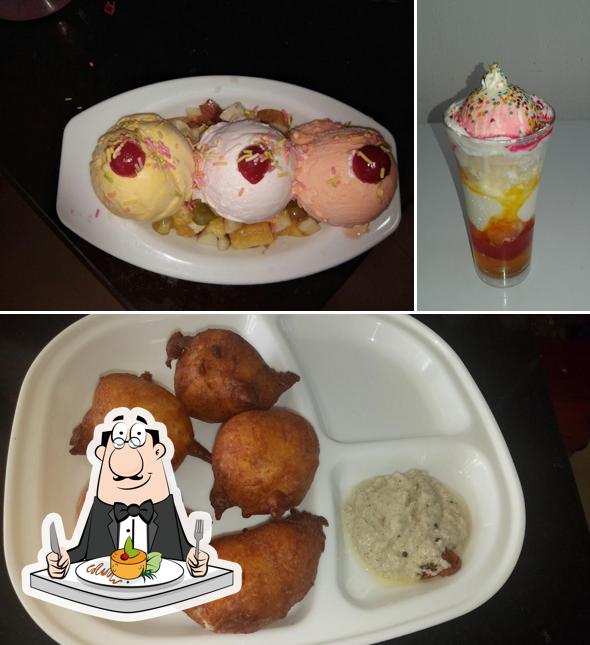 Meals at Ice cream cafe