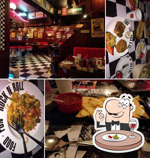 Meals at TOMATO'S