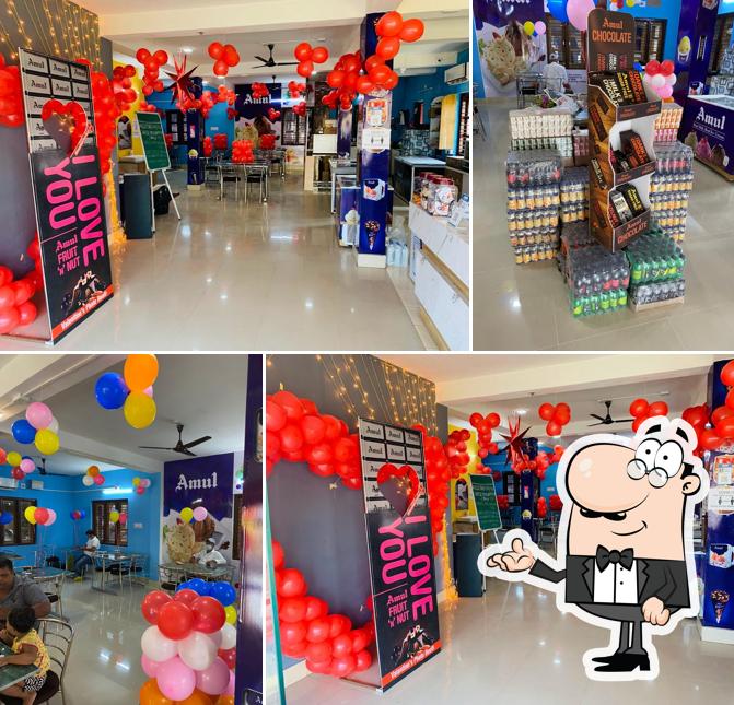 The interior of Amul scooping parlour (Odisha’s Biggest Amul Cafe)