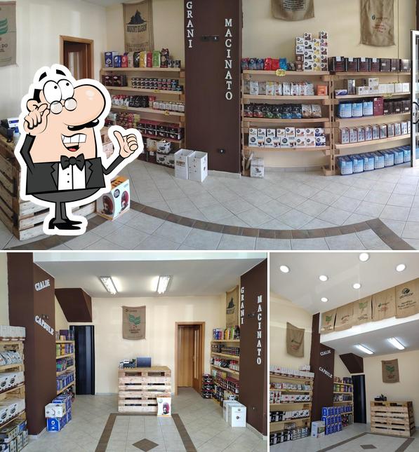 Gli interni di Caffeina Store capsule catanzaro Gli interni di Caffeina Store capsule catanzaro