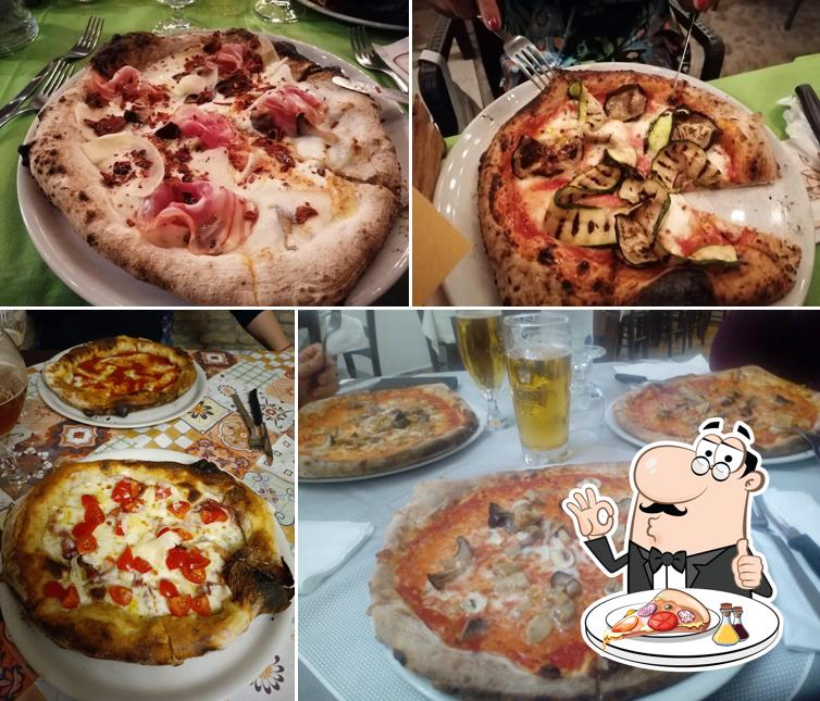 Ordina una pizza a Ducale Ristorante & Pizzeria