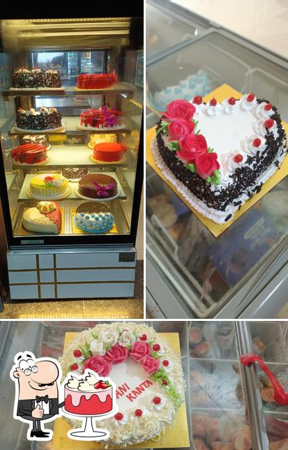 Famous bakes juice & pizza