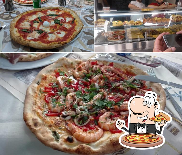 Ordina una pizza a Tutino dal 1935