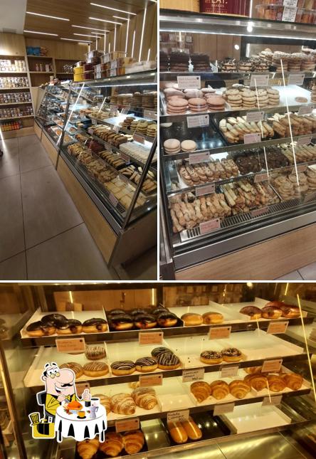 Food at let's EAT Bakers Kaloor