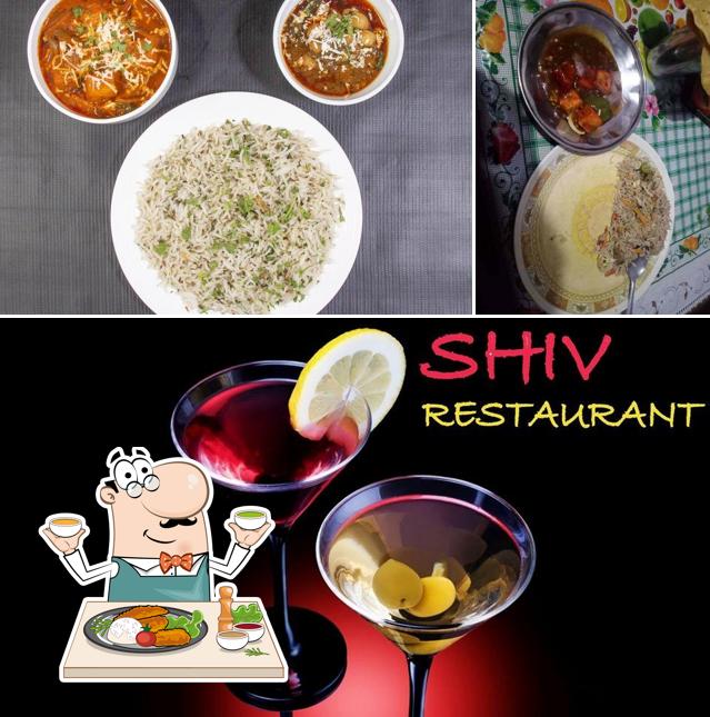 This is the image depicting food and beverage at Shiv Fast Food. Jhansi