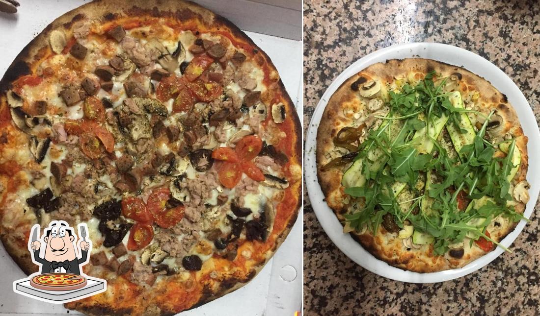 Scegli una pizza a Bar Pizzeria San Giusto