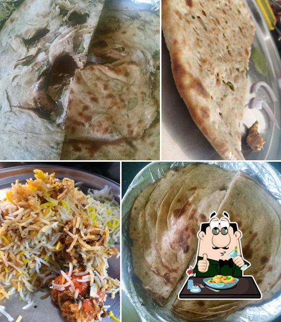 Food at Paranthe Wali Galli