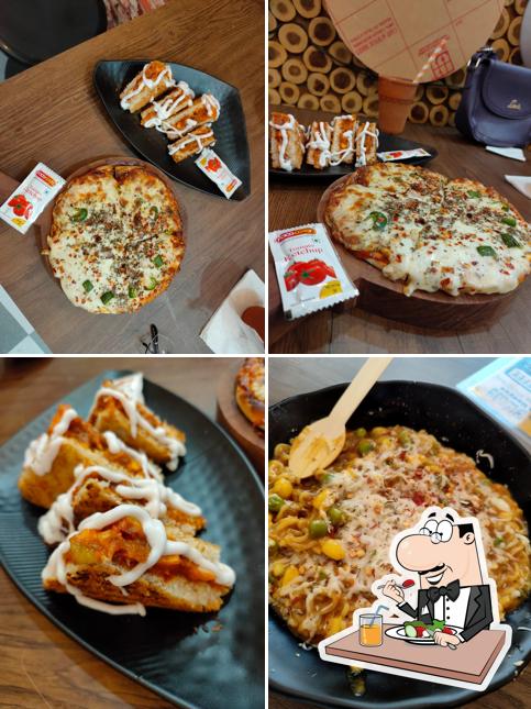 Food at Chai Sutta Bar
