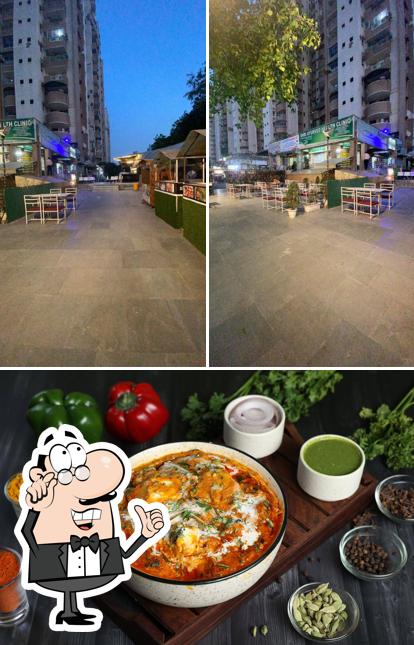 Check out the picture showing interior and seo_images_cat_72 at Jaipuria Tikka Junction