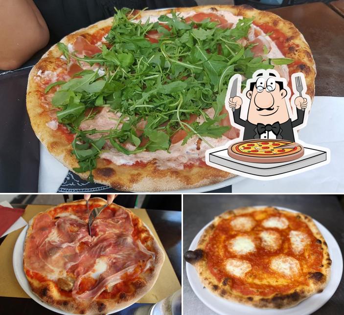 Ordina una pizza a Tre Archi pizzeria paninoteca