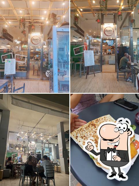 Siediti a un tavolo di Piadineria Bistro' Gastronomico