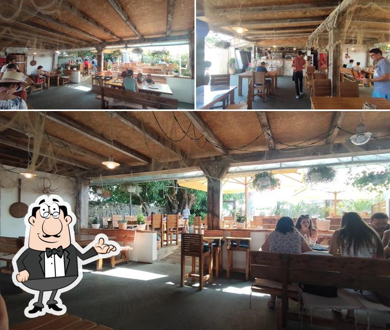 Dai un'occhiata agli interni di Restoran Providenca