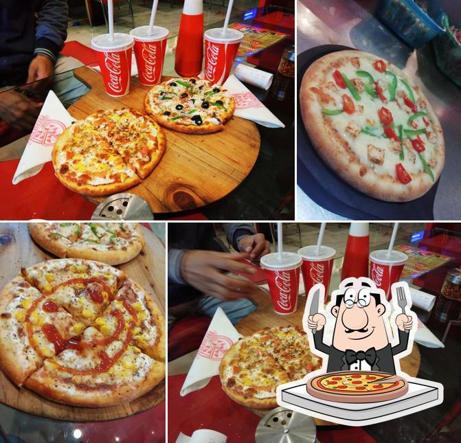 Order various variants of pizza