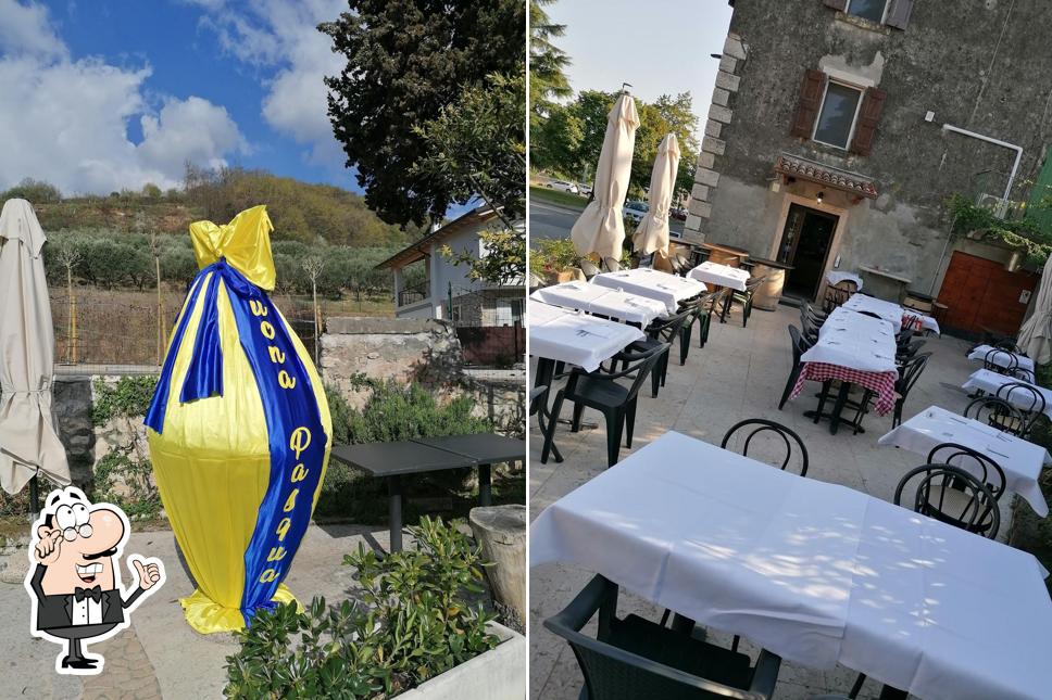 Siediti a un tavolo di Bar Osteria Le Piere di Martini Paolo