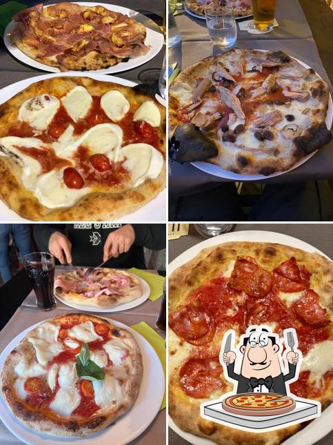 A Il Pomodoro Pelato, puoi prenderti una bella pizza