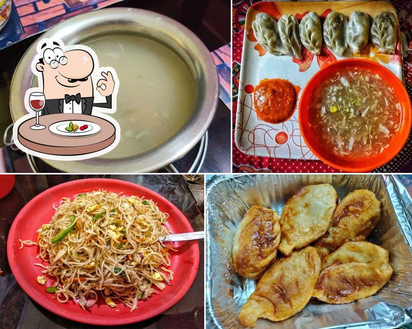 Meals at Momo king
