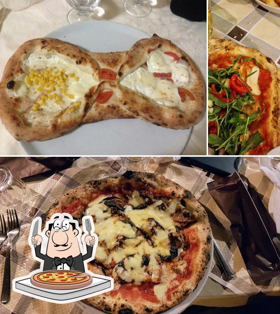 Scegli una pizza a La Capannina