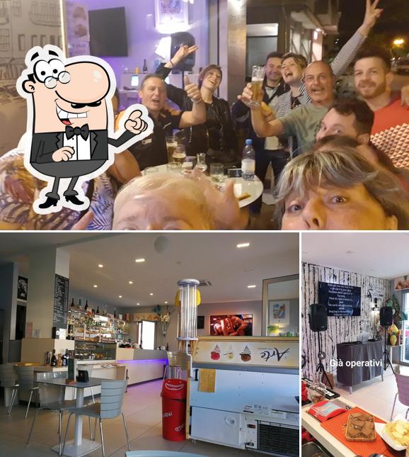 Gli interni di SELFIE BAR