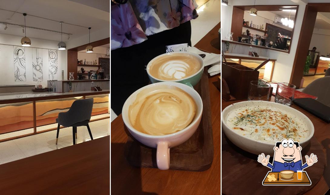 Clam chowder at Creek Cafe