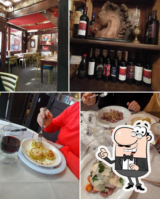 Gli interni di Osteria Del Mercato