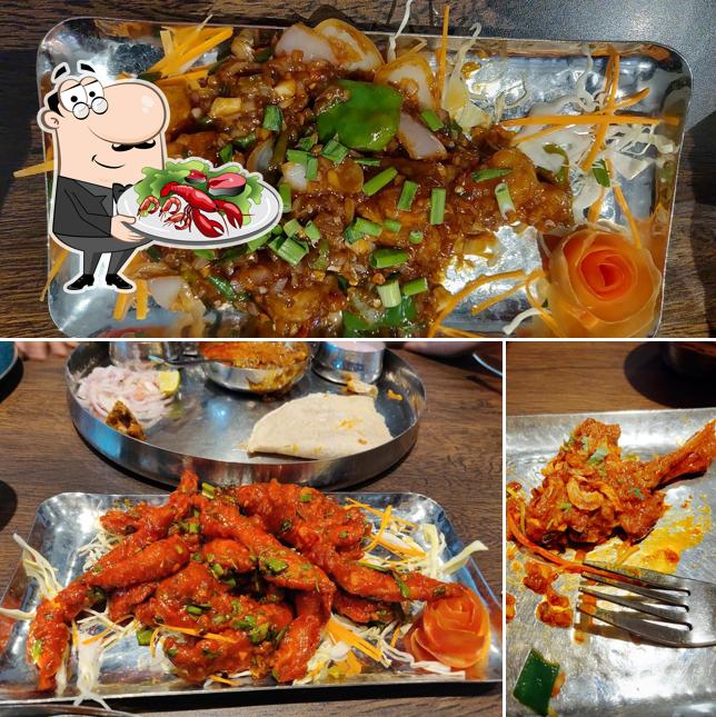 Try out seafood at Maruti restaurant wada kombada