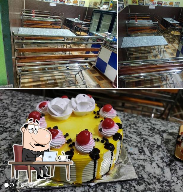 The photo of Ananda bakers’s interior and dessert