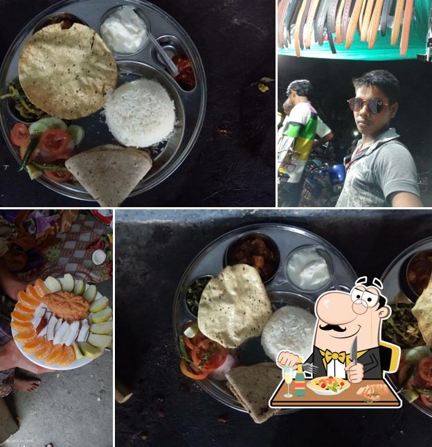 Food at BAUDH BIHAR VAISHALI DHABA AND RESTAURANT