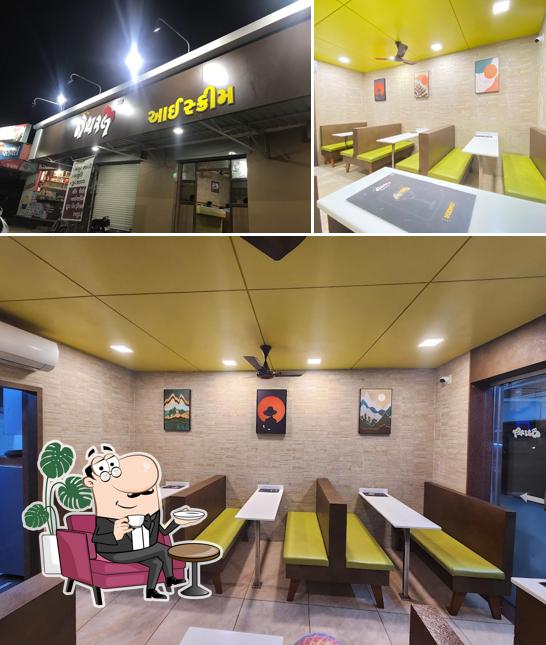 Natural Ice Cream SINCE 1993