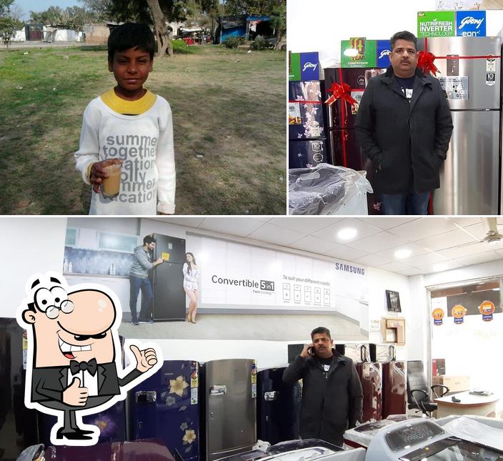 Look at the image of Ramu Halwai
