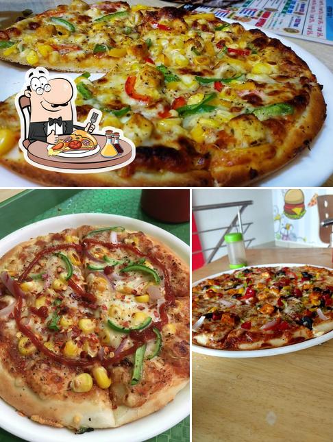 Order pizza at Laziz Pizza