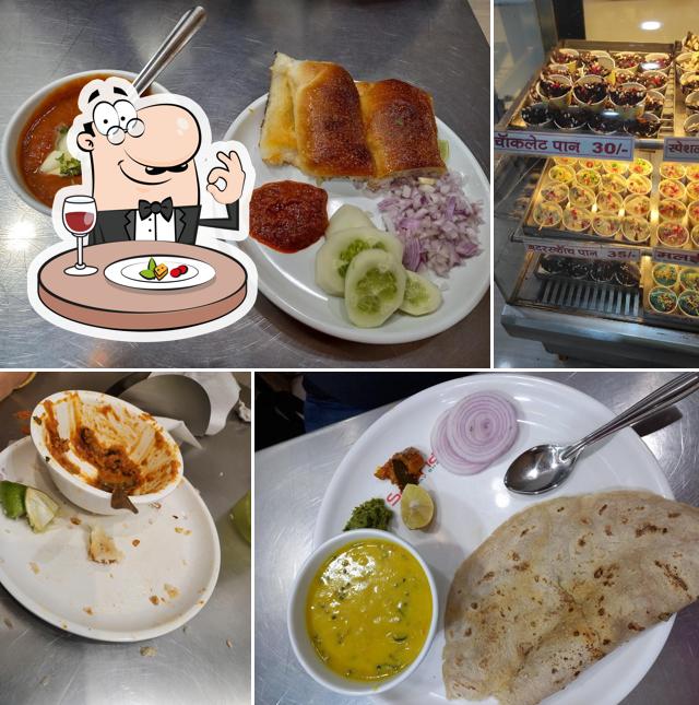 Meals at Sapna Pav Bhaji & Juice Center- Best Pavbhaji in Pune!