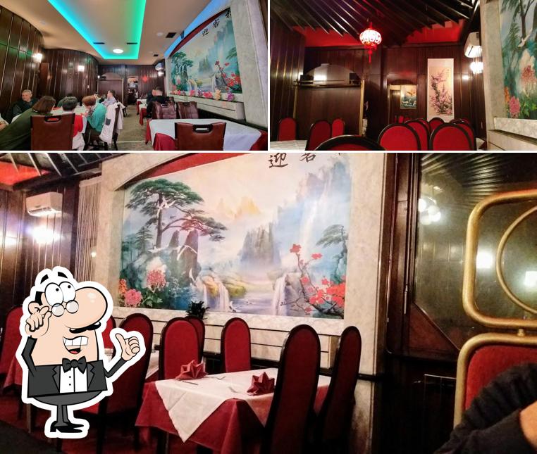 Gli interni di Panda kineski restoran
