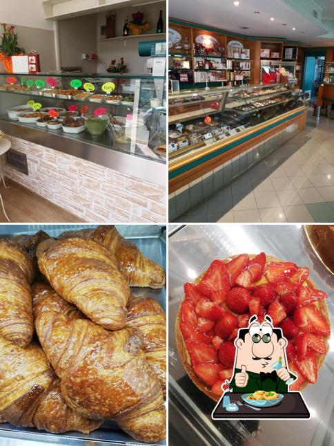 Cibo al Pasticceria Rossitti