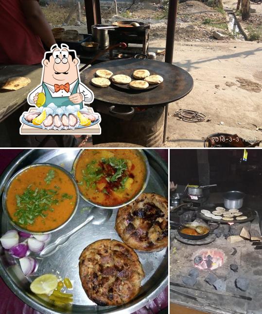 Oysters at Dal Biscuit Shanti Bhojanalaya