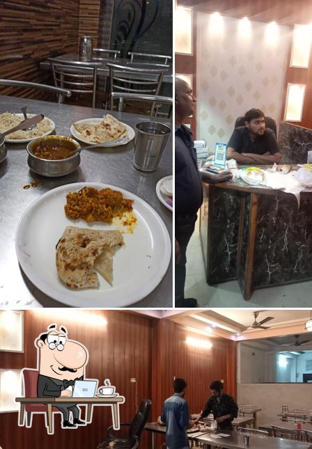 The interior of Jai Shankar Dhaba