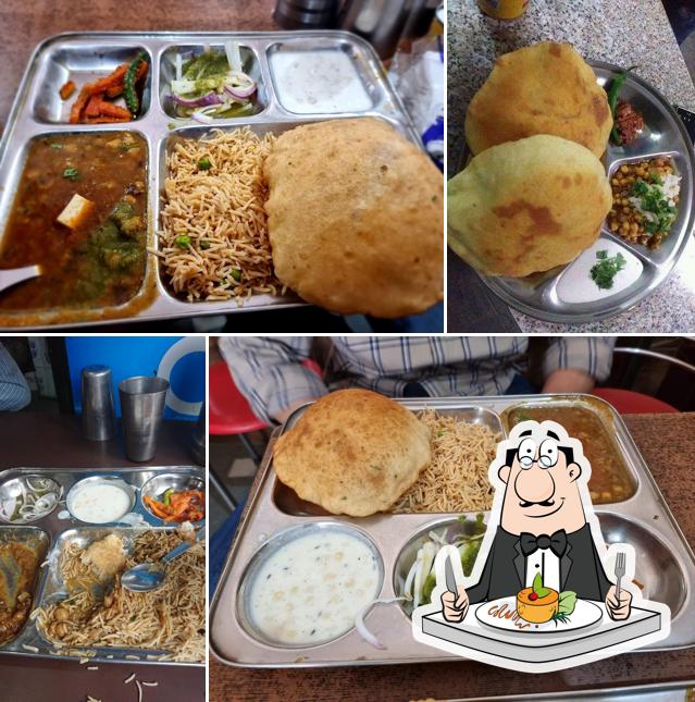 Food at Kala Chhole Bhature