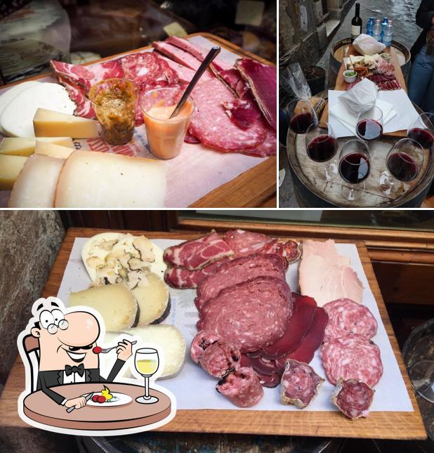 Piatto di formaggi al Antica Pizzicheria al Palazzo della Chigiana - De Miccoli Antonio