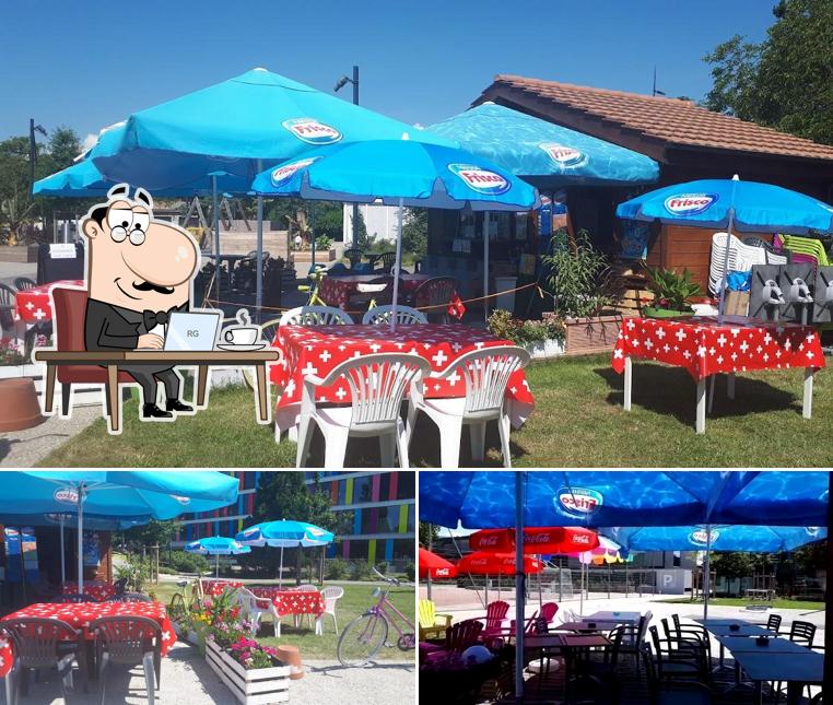 Gli interni di Buvette du parc Louis-Bertrand