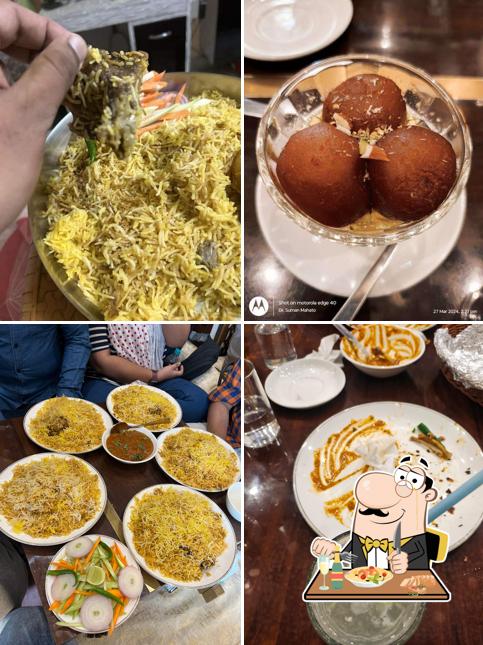 Pad thai at Mobina Restaurant Sodepur