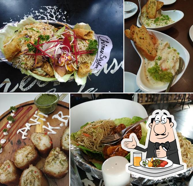 Food at Tree House (Cafe)