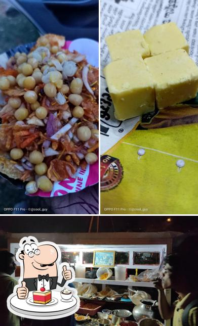 Sri Mahadeshwara Chat Centre serves a range of desserts