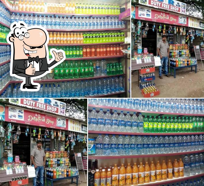 Look at the pic of SR Juice Stall