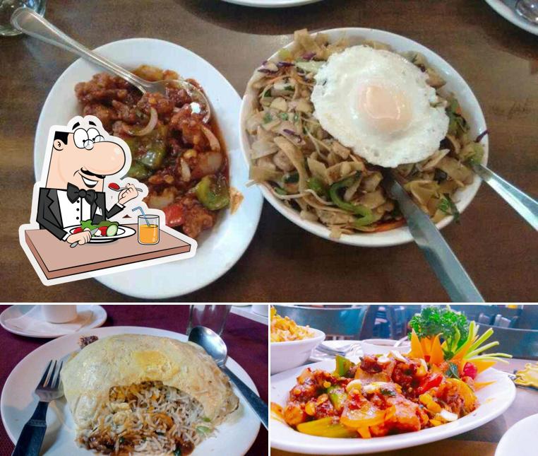 Food at Uncle's Chinese