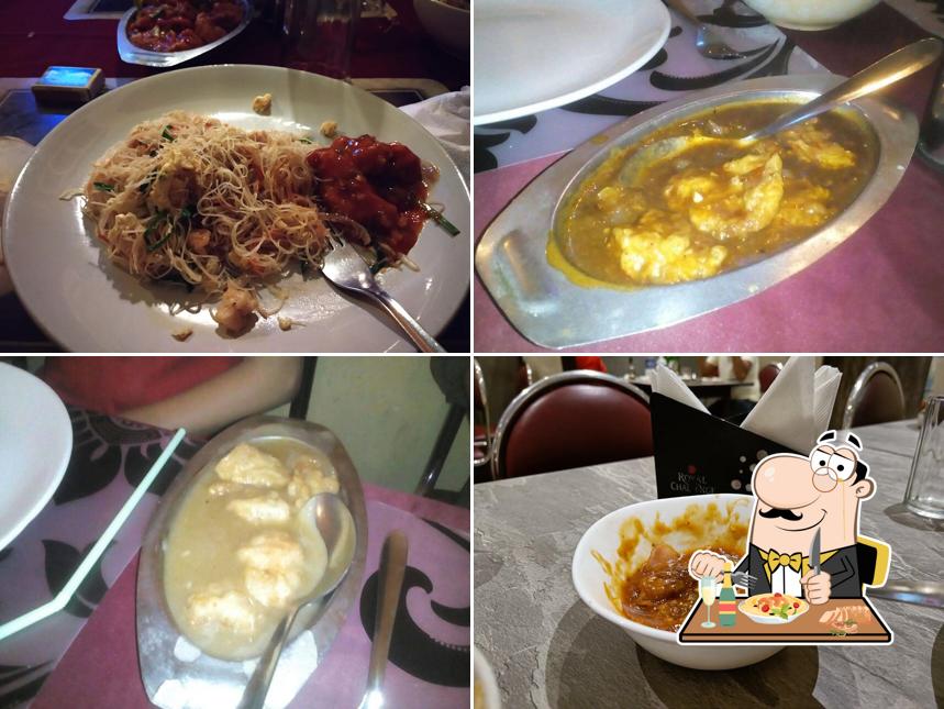 Food at Hot Wok Village