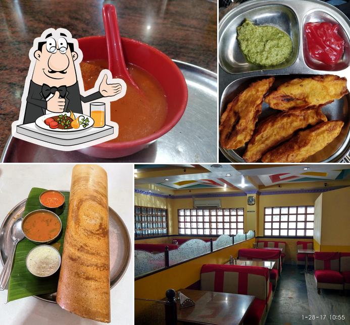 Food at Hotel Janatha Deluxe Pathumudi Soudha