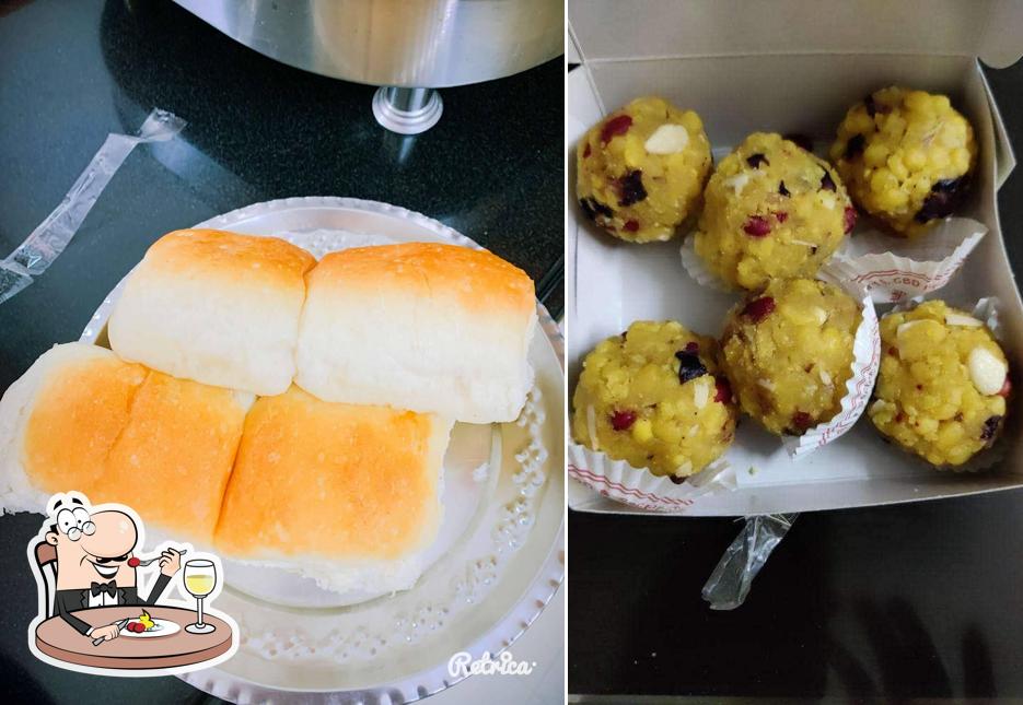 Food at Bikaner Sweet & Namkeen