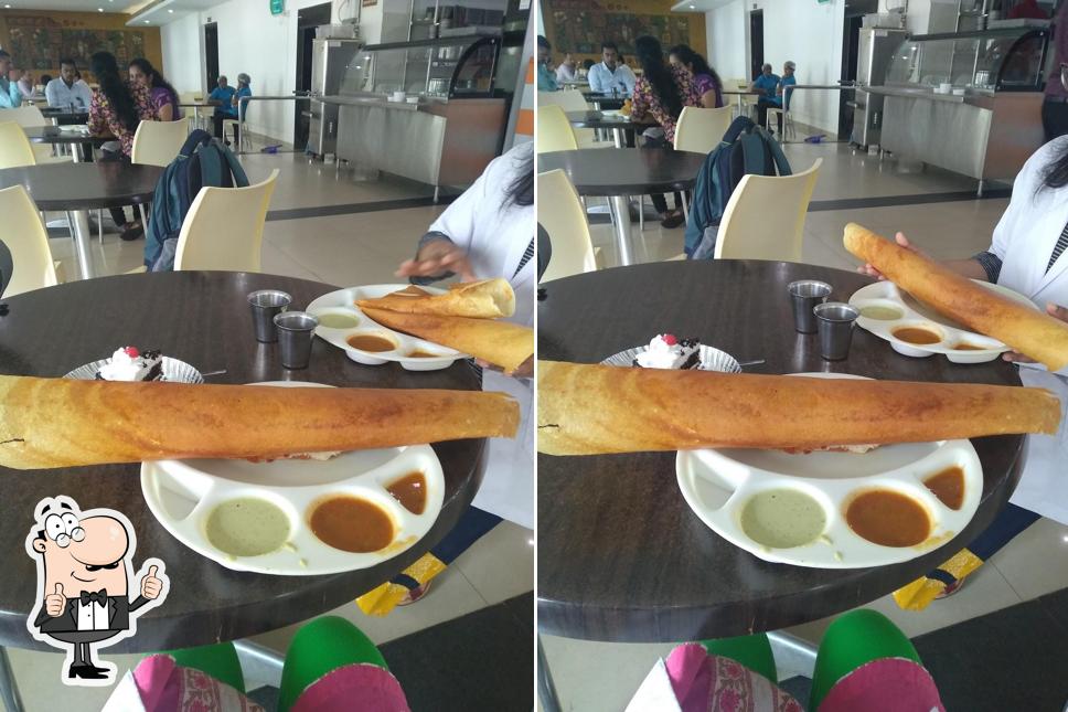 Here's a picture of Doctors' Cafe